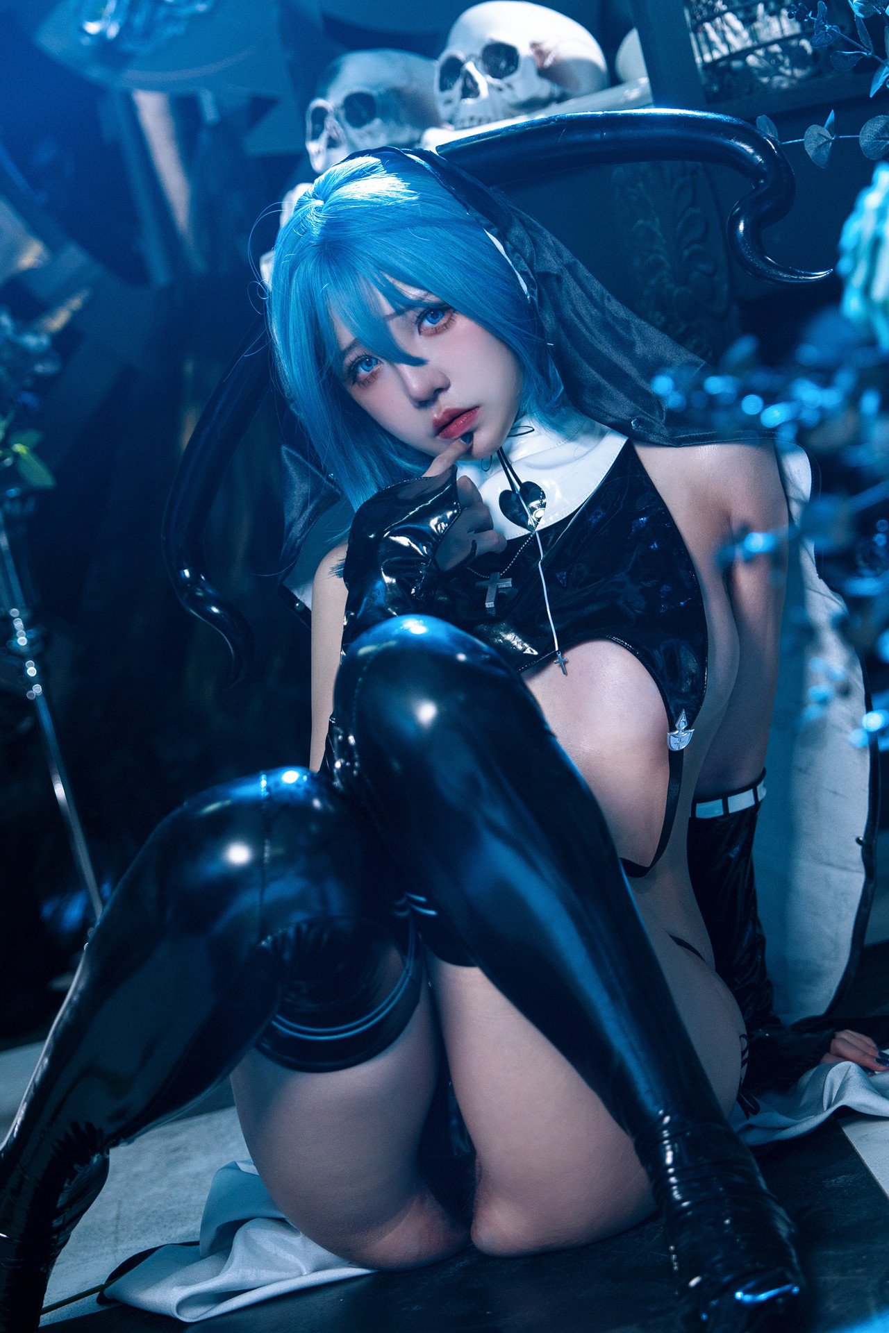 Cosplay 阿薰kaOri 蓝羽毛w魅魔(60P)