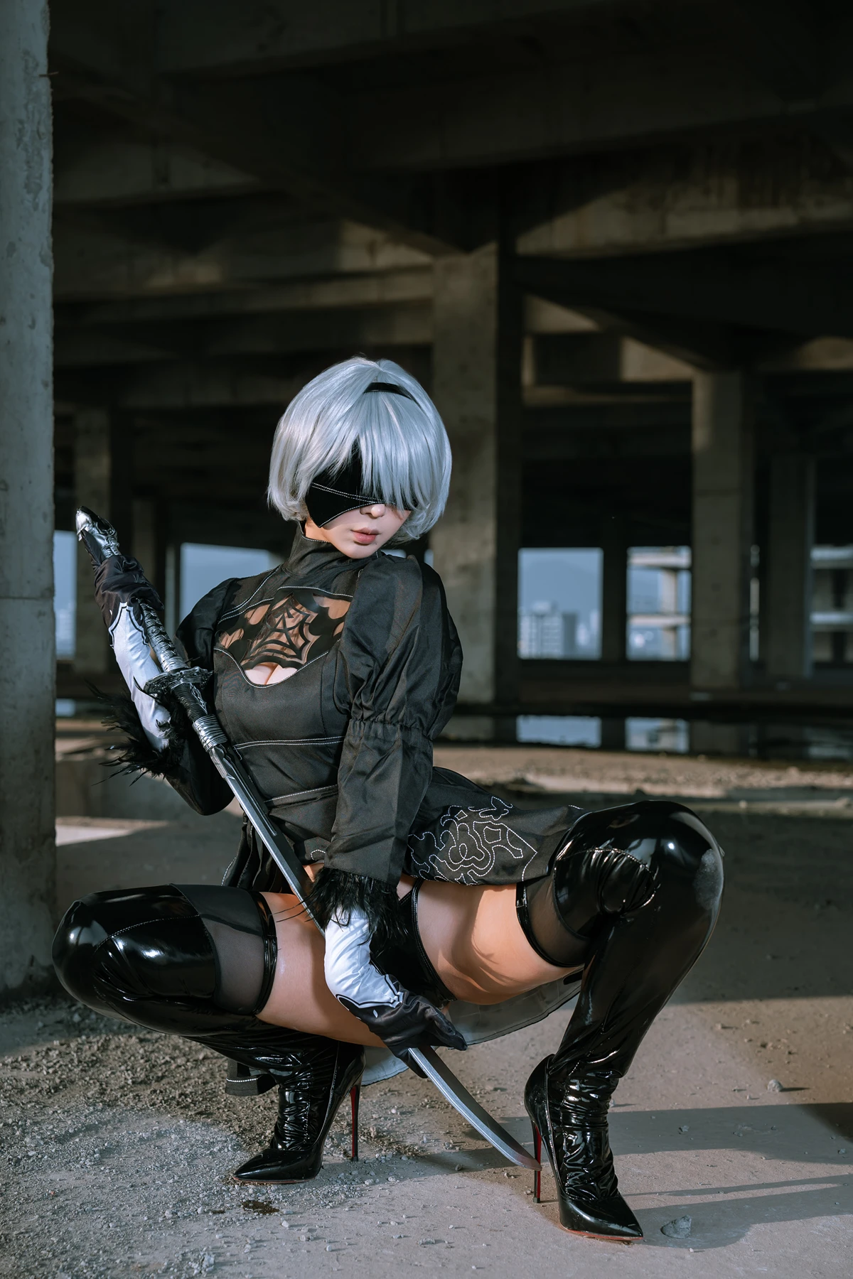 Cosplay 云溪溪Yunx1x1 & 奶桃 – 2B本 YoRHa No.2 Type B 下 Set.04