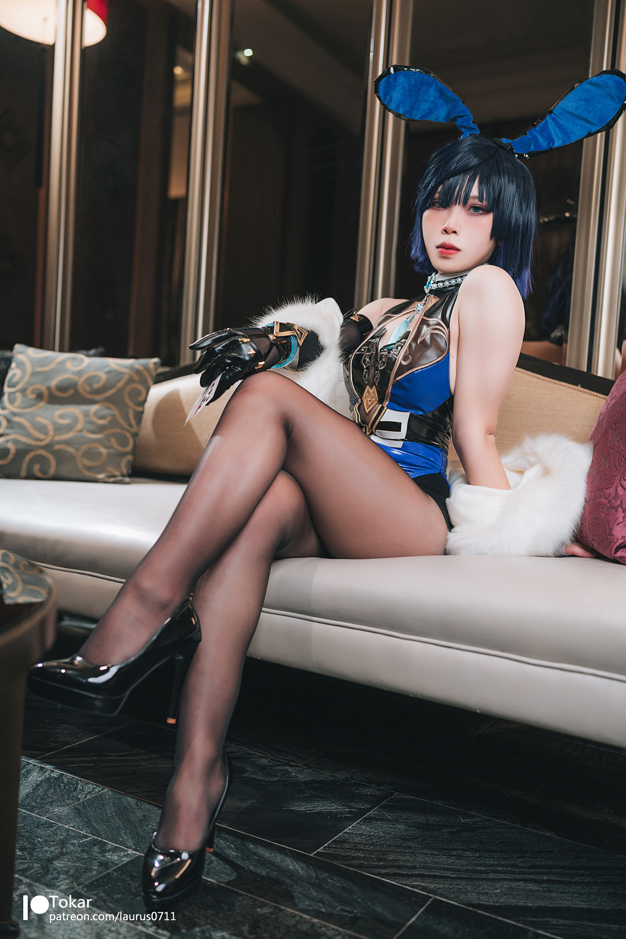 Tokar浵卡, 写真集 夜阑(兔女郎ver) Yelab (Bunny ver)