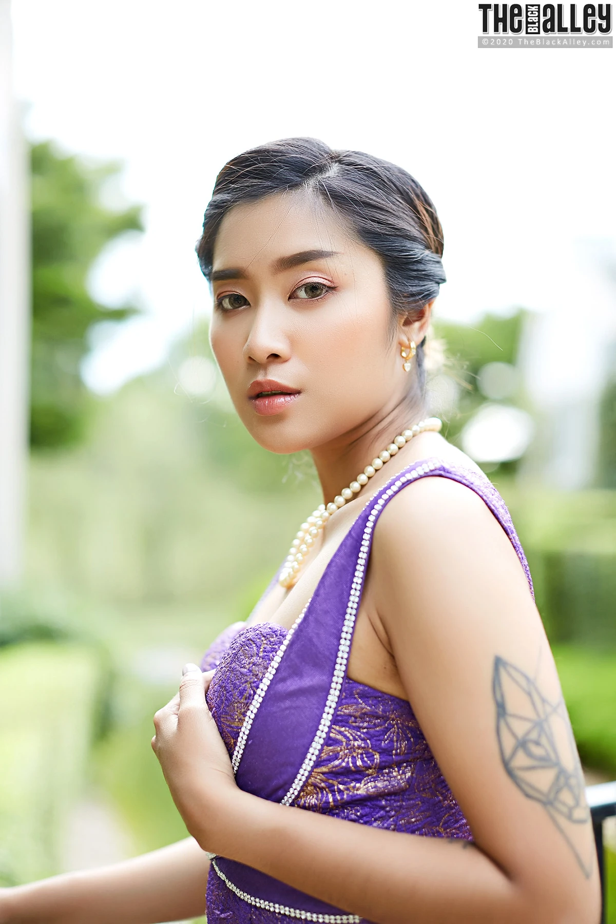 Apple The Black Alley Photobook Set.96