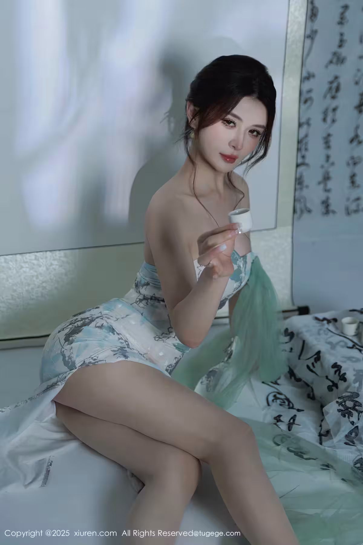 (XIUREN秀人網)2025.08.27 Vol.10694 阿依莎 完整版無水印寫真(83P)