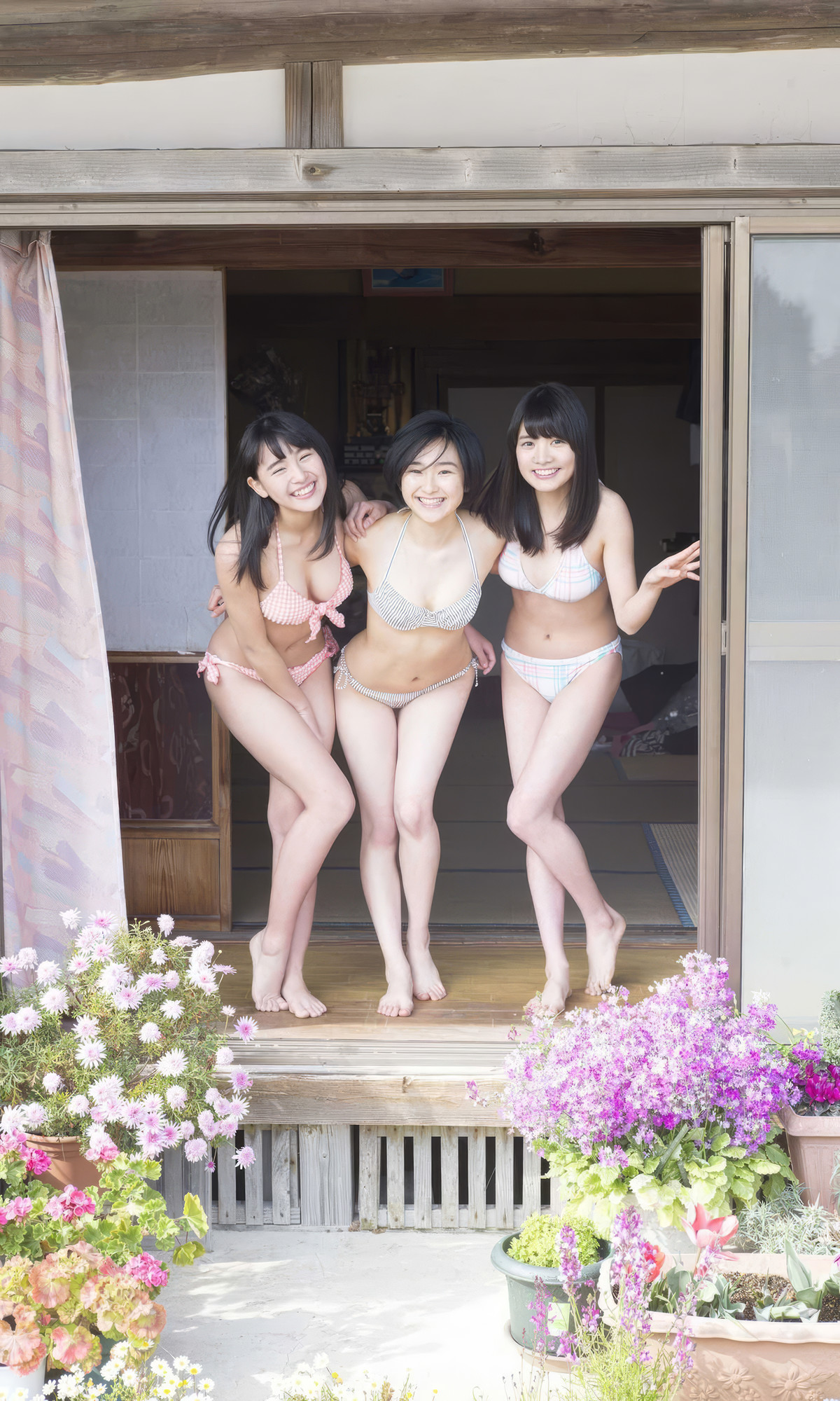 松永有紗・早乙女ゆう・浅川梨奈, デジタル週プレ写真集 「2代目週プレ3姉妹 青春の1ページ」 Set.02