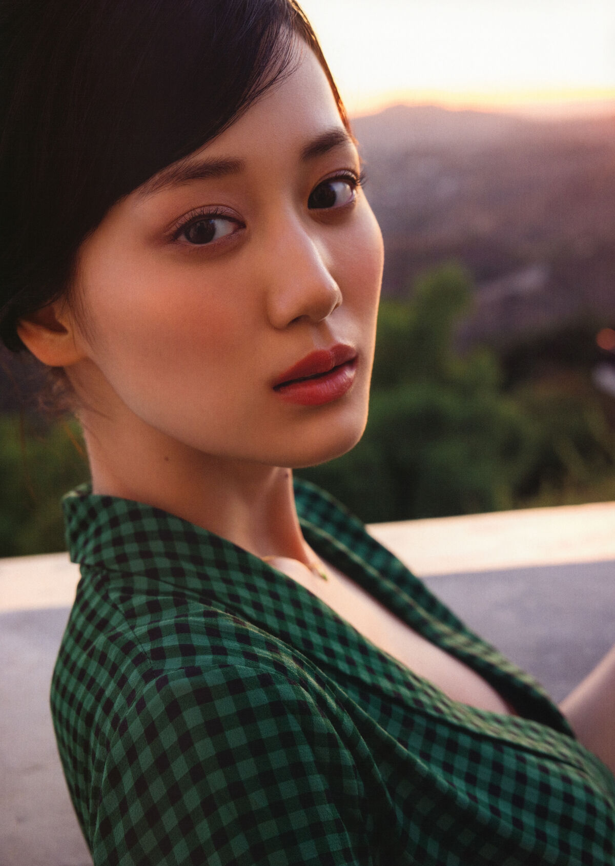 JP Mizuki Yamashita 山下美月 – 乃木坂46 – 2nd写真集 ヒロイン Part02 (72P)