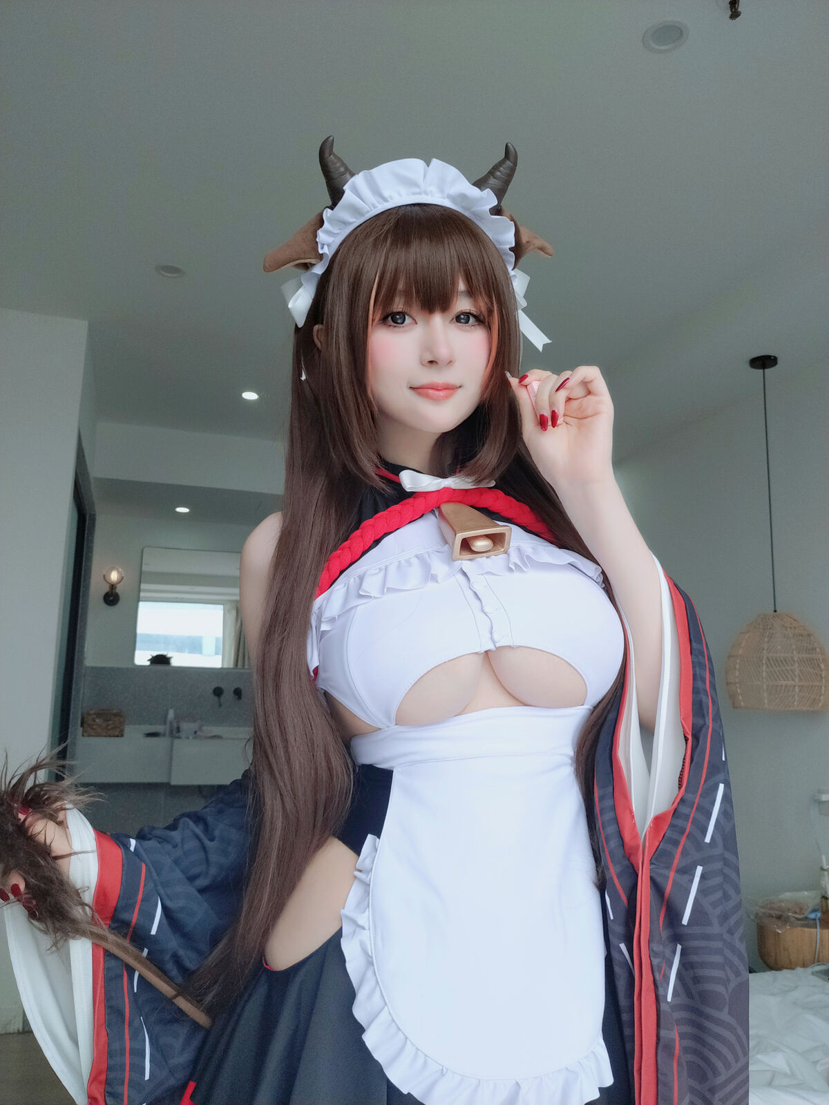 Coser@白银81 – 碧蓝航线 樫野 Part01 (47P – 3V)