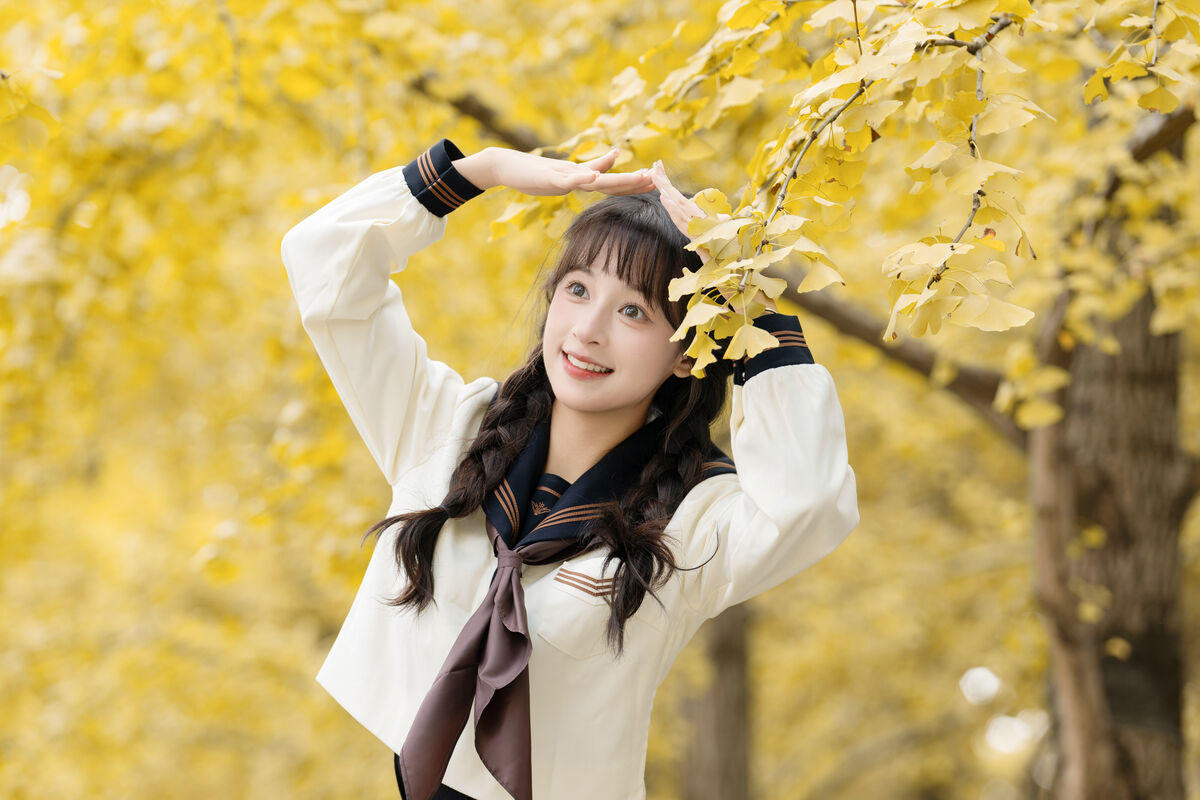 YiTuYu艺图语 Vol.8394 夏芋小年 (22P)