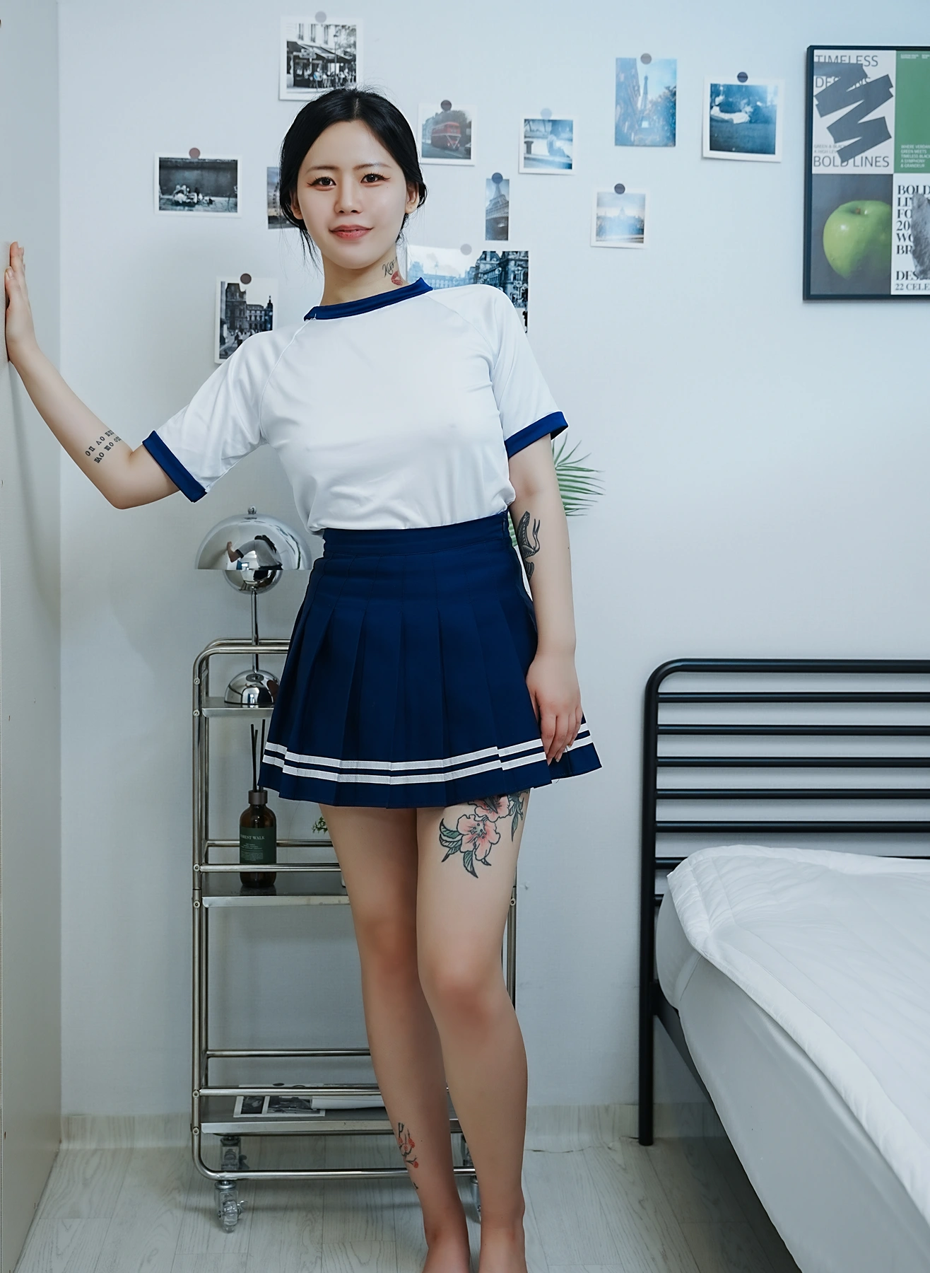 Choi Ri 최리, Photobook Vol.01 「Bloomers」 Set.01