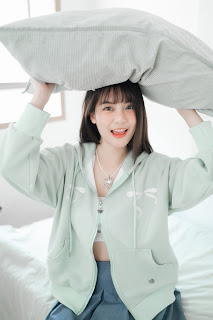 SiS Magazine P4