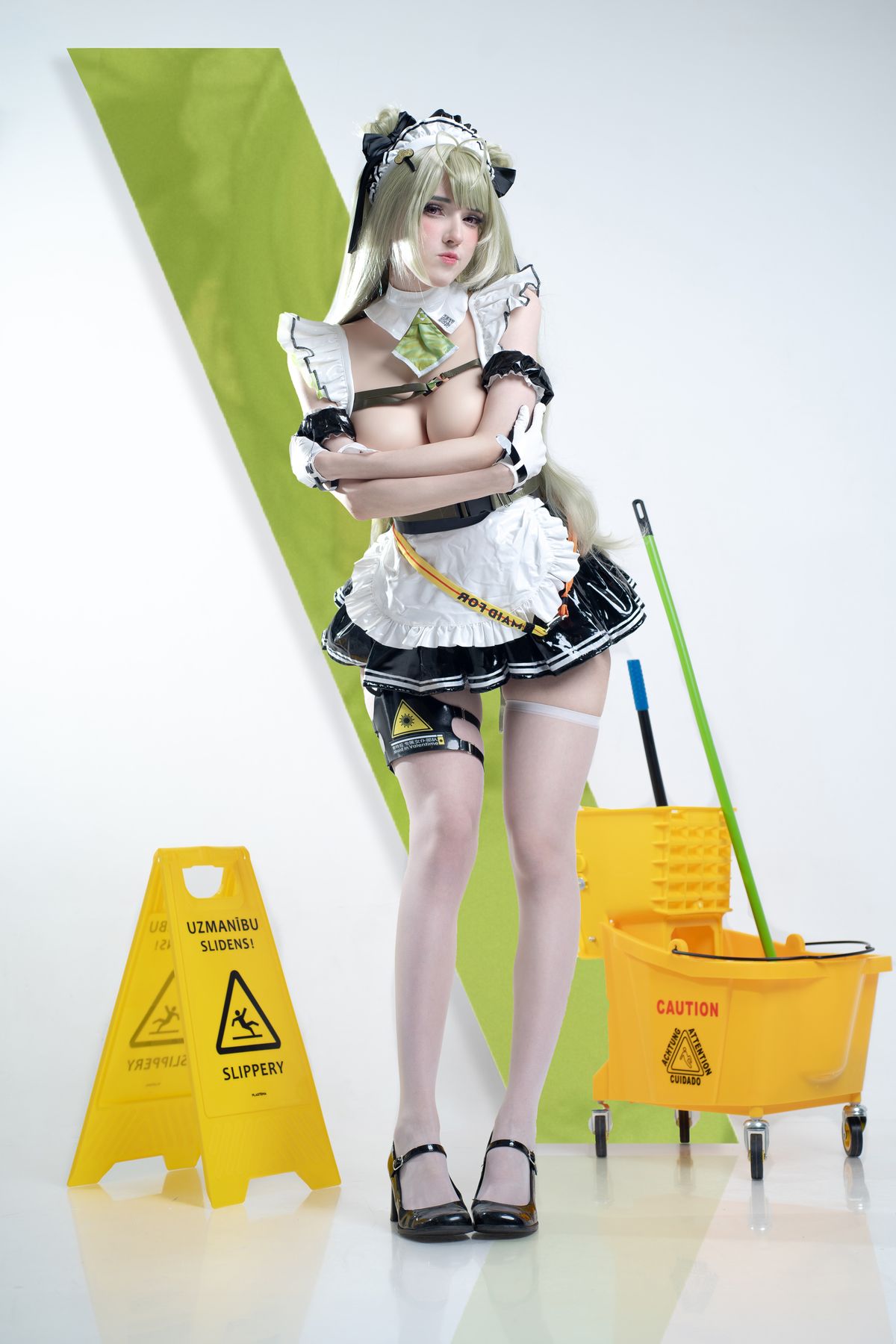 Coser@CandyBall – Soft Easter (39P)
