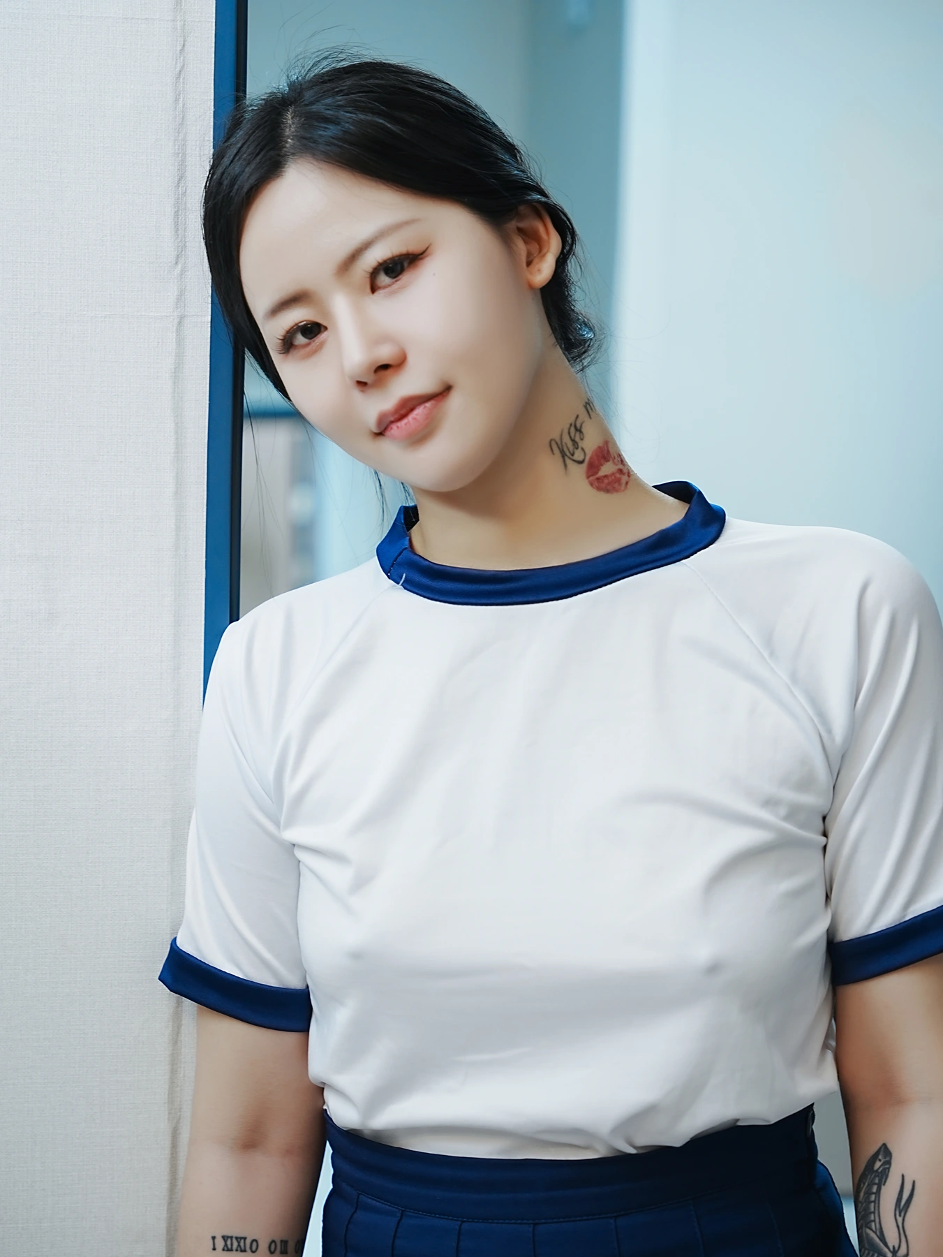 Choi Ri 최리, Photobook Vol.01 「Bloomers」 Set.01