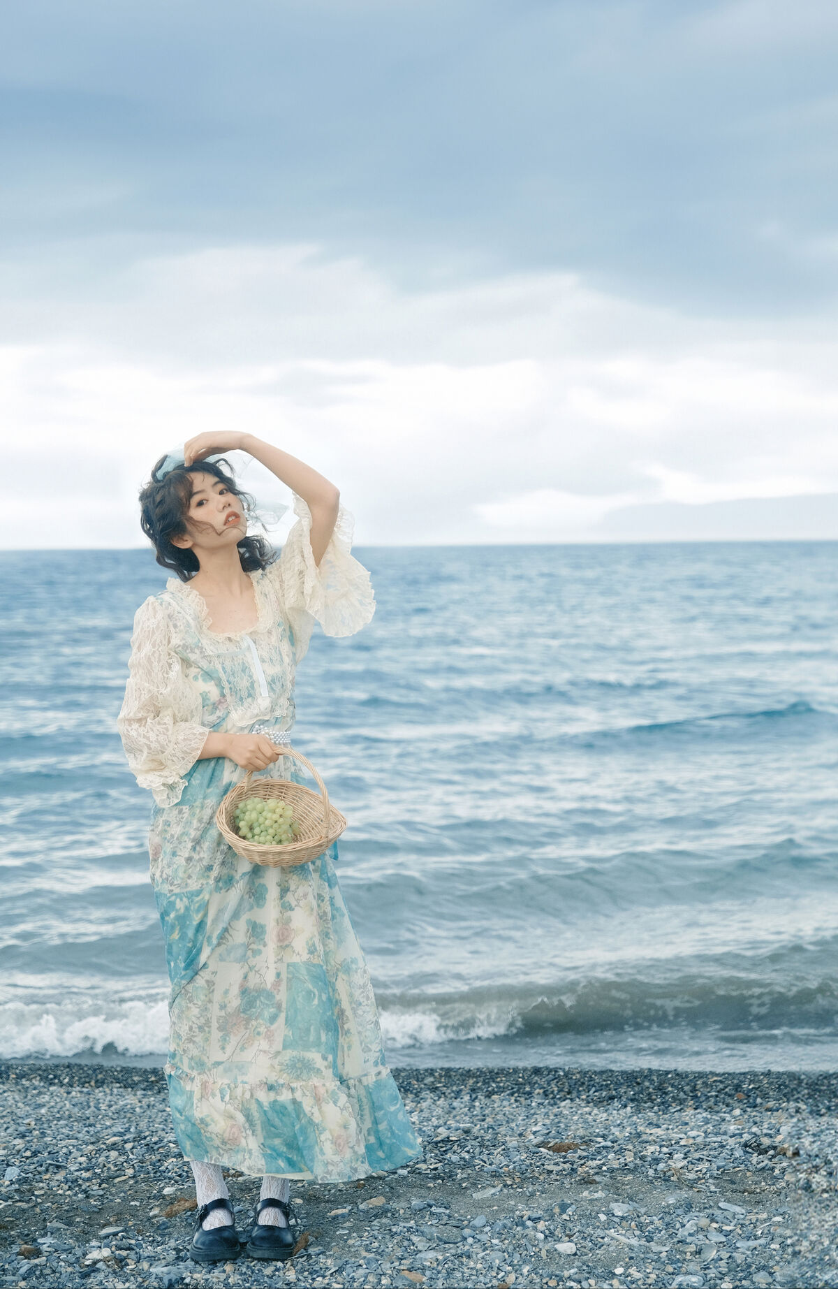 YiTuYu艺图语 Vol.8410 祝勺子 (24P)