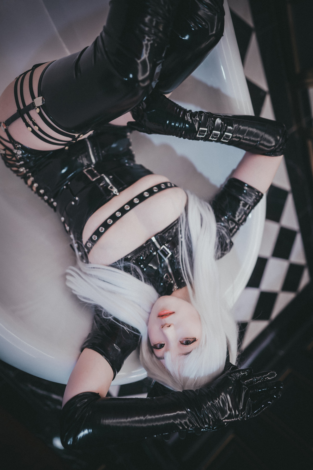 Bambi 밤비, DJAWA ‘Poisonous Nurse’ Set.02(35P)