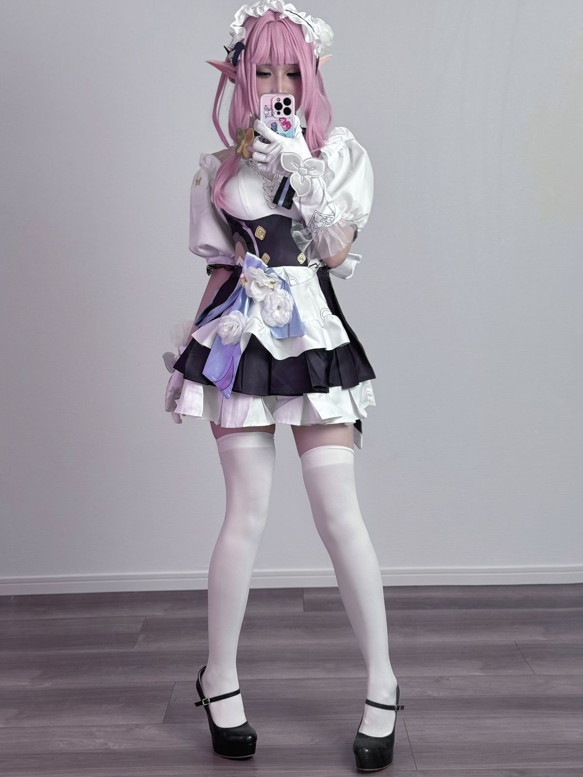 Coser@幼愛youmeko – 爱莉希雅女仆 (21P)