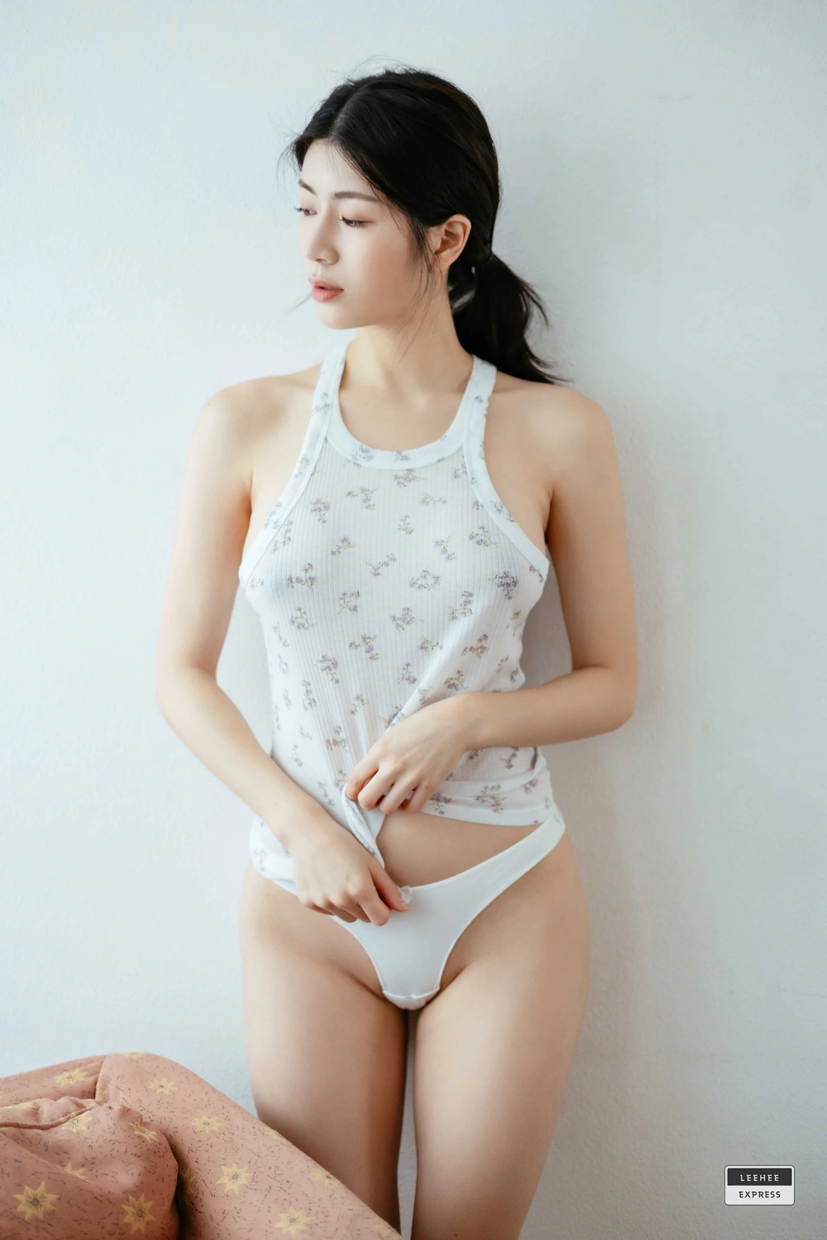 Min.E 민이, LEEHEE EXPRESS LERB-208A Set.01