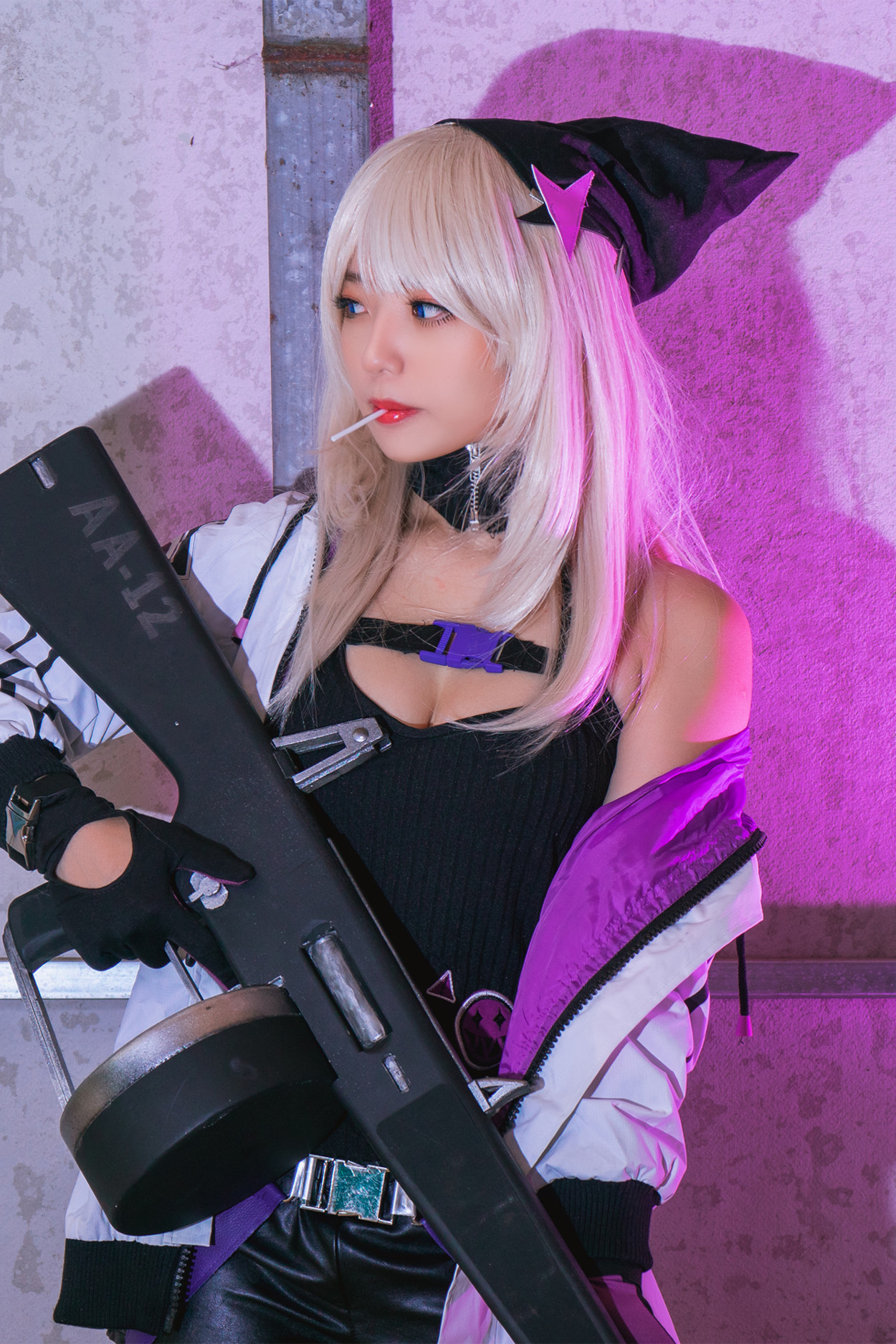 Cosplay Messie Huang AA-12