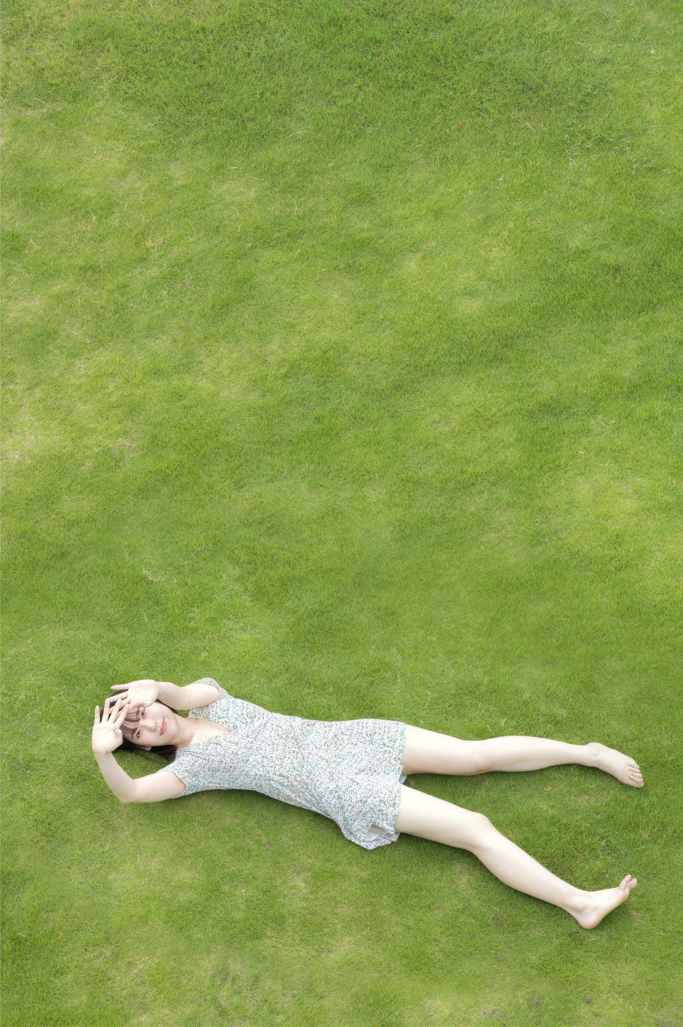 Shizuha Takimoto 瀧本雫葉, プレステージ出版 写真集 「NATURALLY」 Set.01