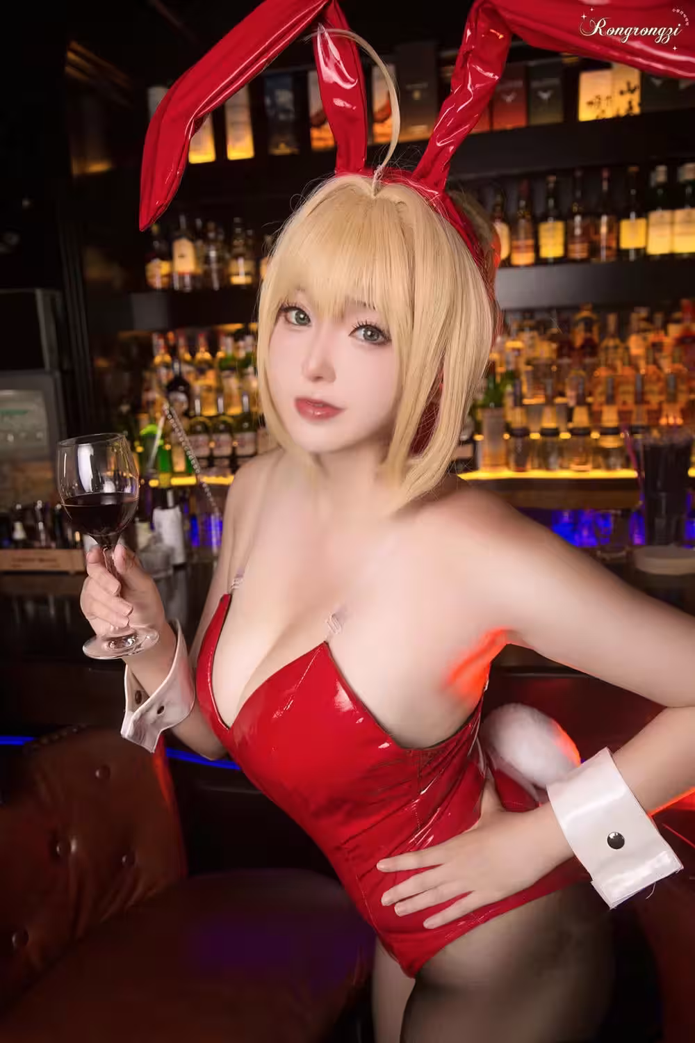 小容仔咕咕咕w – FGO 尼祿 兔女郎