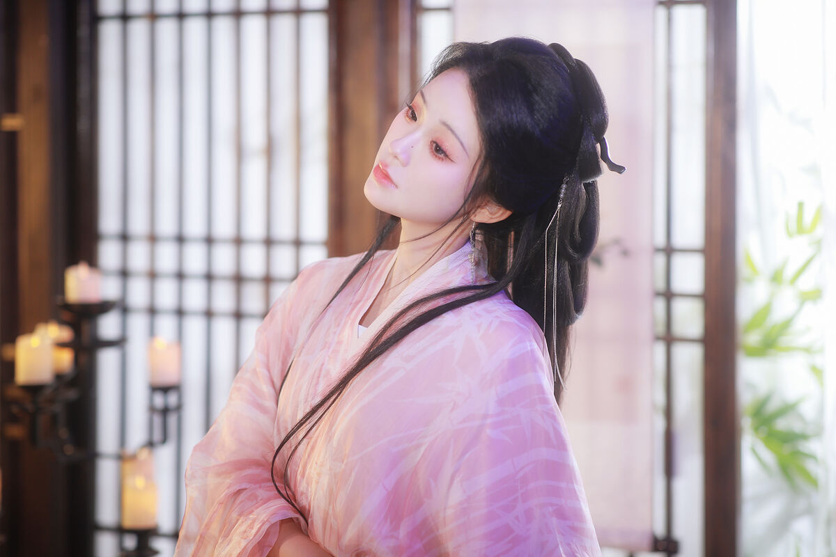 YiTuYu艺图语 Vol.8415 Jennie (30P)