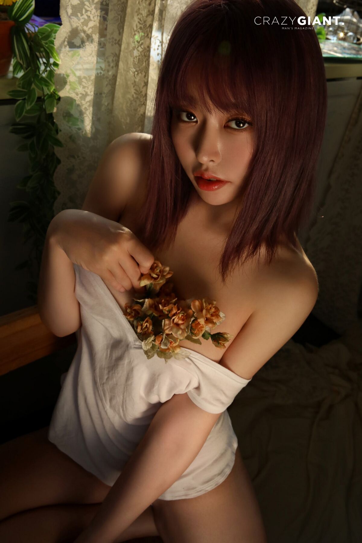 CRAZYGIANT Hanere – Sexy Photobook (55P)