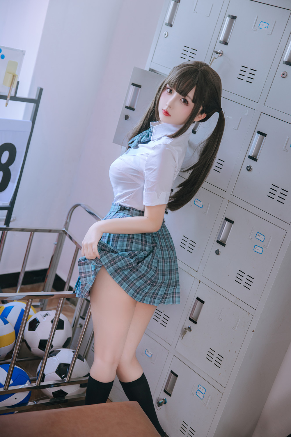 Cosplay Rinaijiao日奈娇 – 更衣室 Set.01(81P)