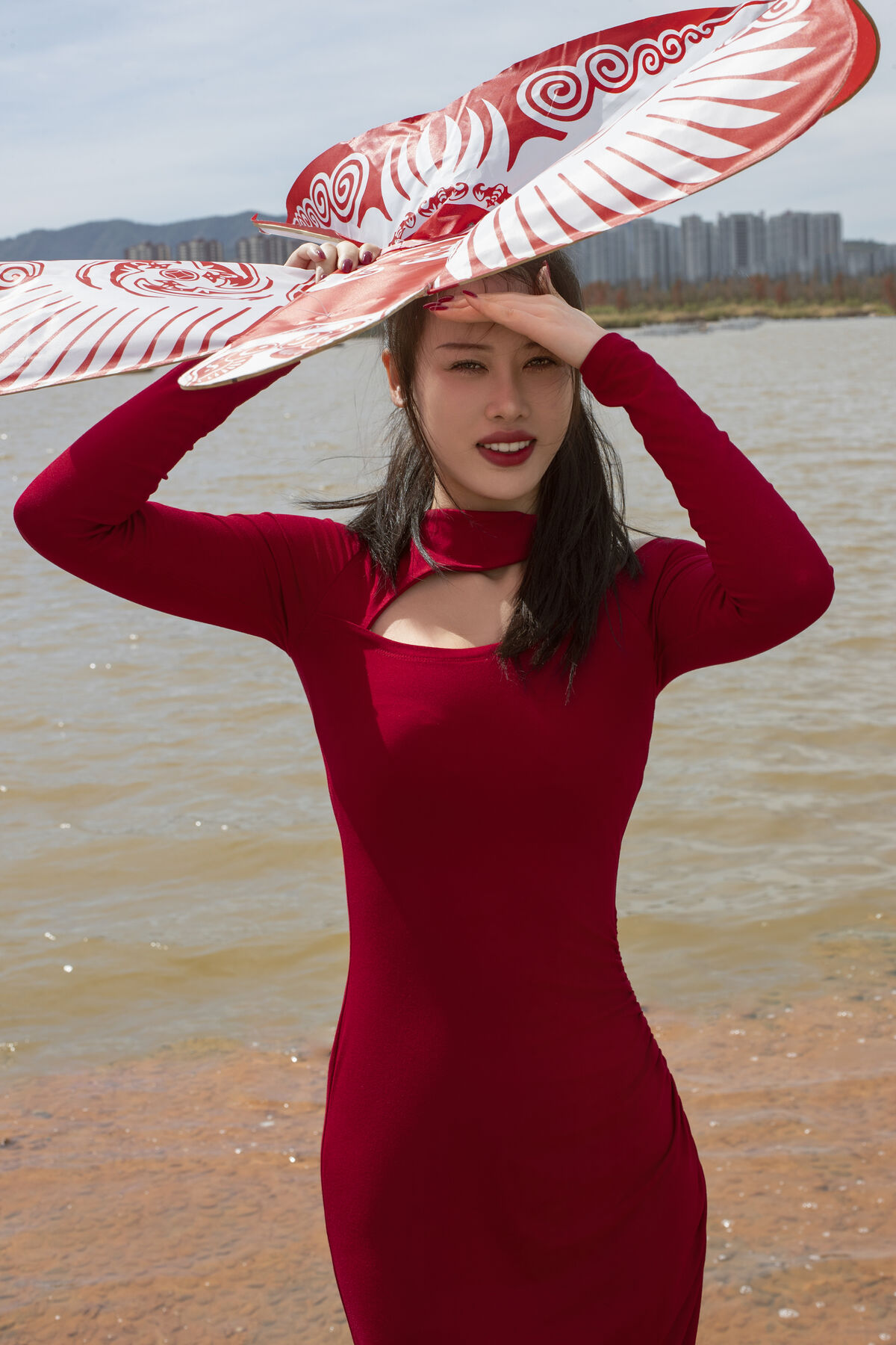 YiTuYu艺图语 Vol.8395 佚名 (28P)