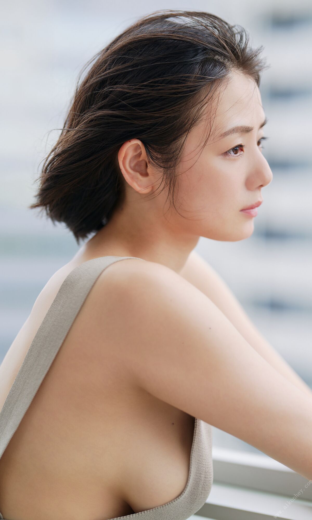 JP Moemi Katayama 片山萌美 – 街に生きる 週プレ PHOTO BOOK (65P)