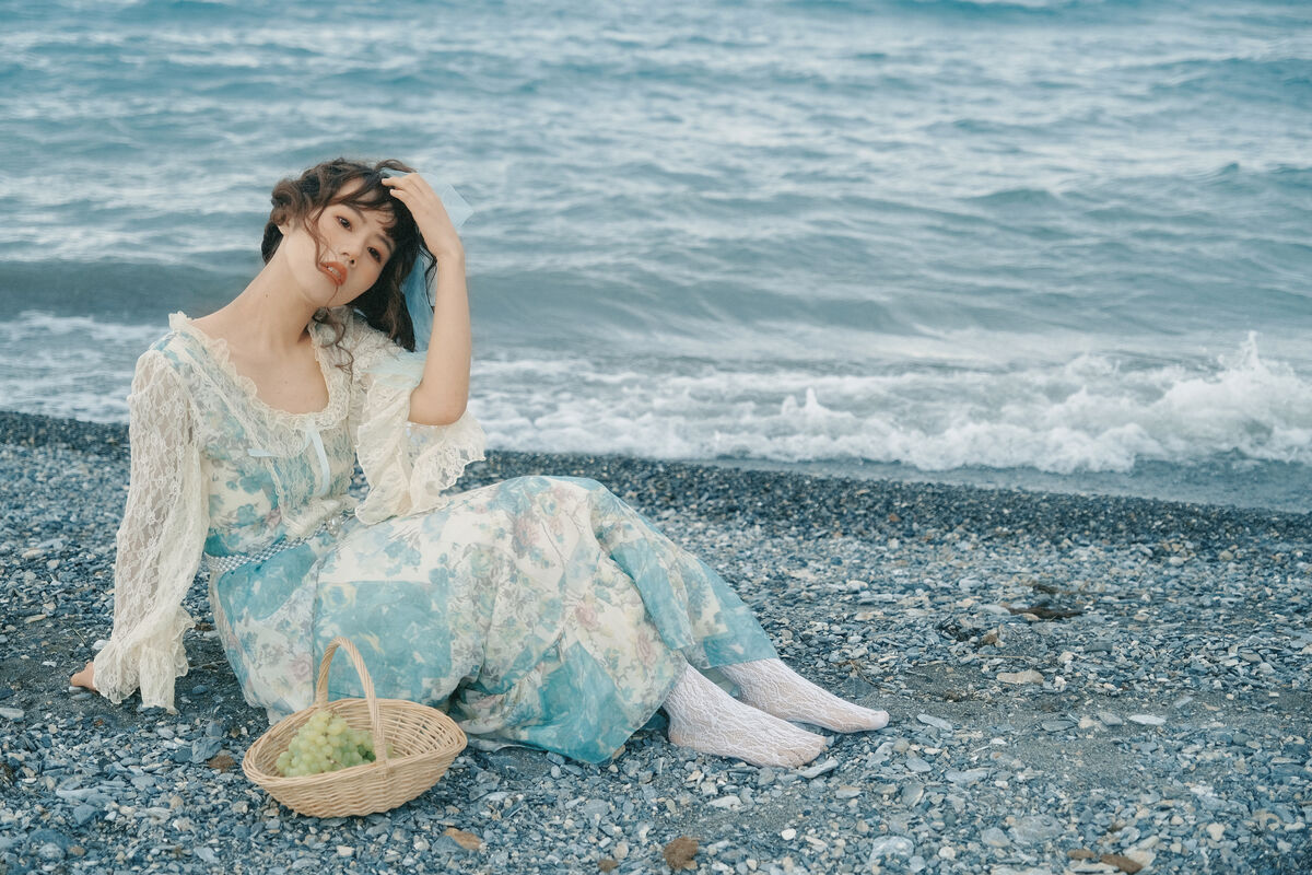 YiTuYu艺图语 Vol.8410 祝勺子 (24P)