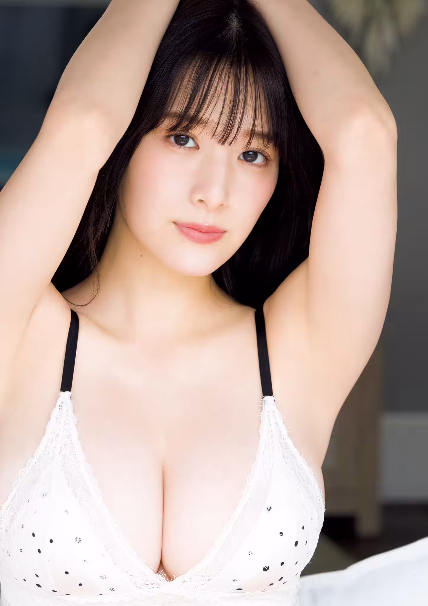 第一張照片集是在澳大利亞戶外拍攝的（143p）