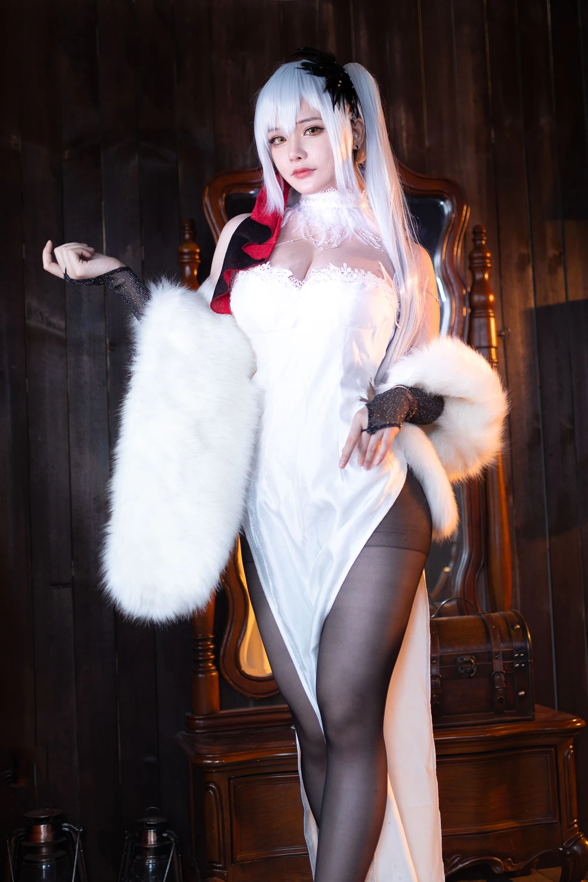 Cosplay 前羽_rr – 碧蓝航线 德雷克