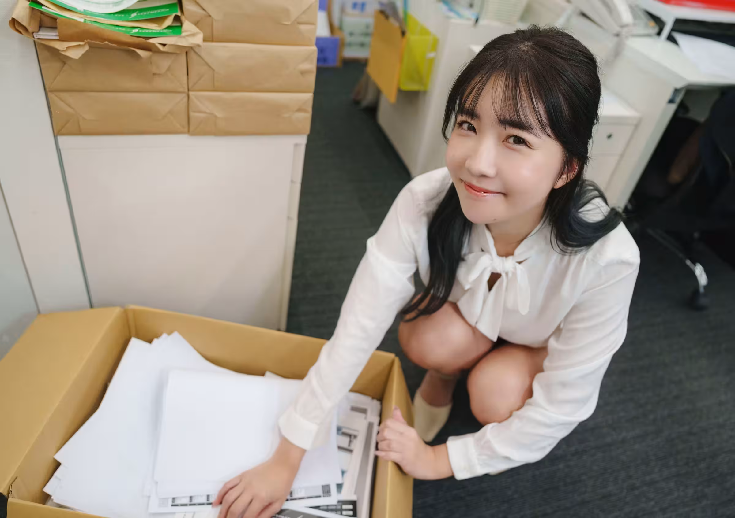 天羽希純 もっと！教えて あまう先輩！！ スピサン グラビアフォトブック (50 Photos)