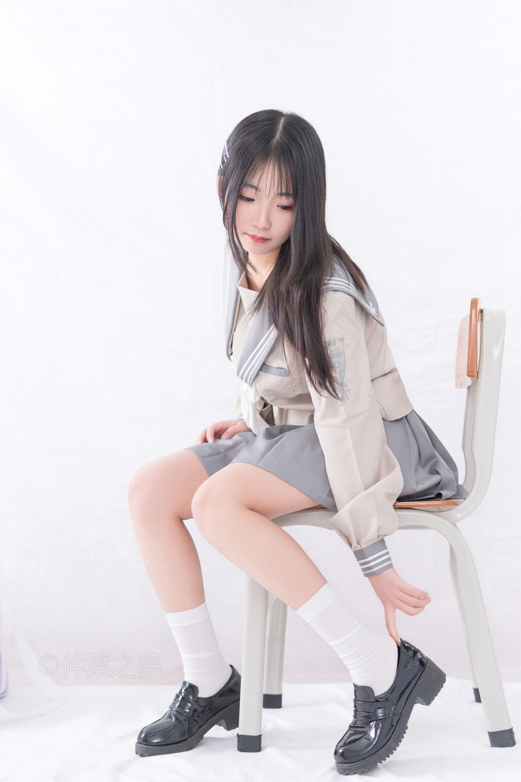 [轻兰映画] Grand.003 日系水手服学妹