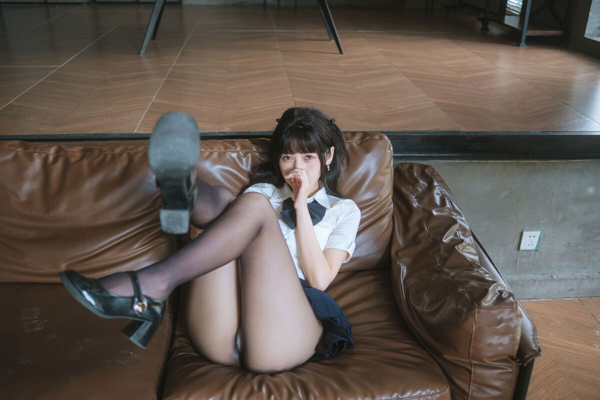 Coser@不呆猫 – JK学妹户外 (60P)
