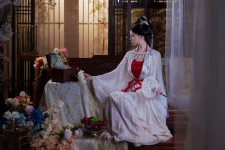 年年 – 廣寒宮 [80P]