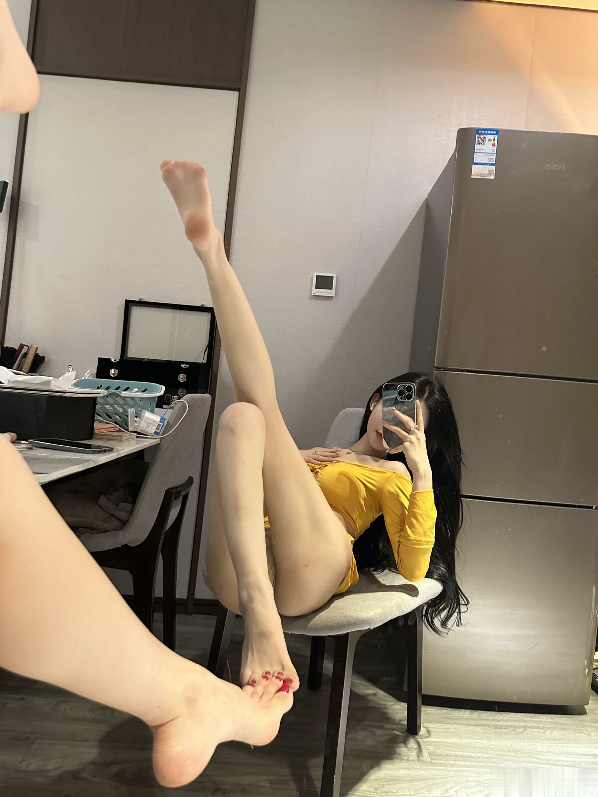 Li Yun Xi Baby 黎允熙baby – 柠檬黄 (37P)
