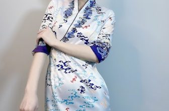 Coser@鹿八岁 预售期间附送自拍图