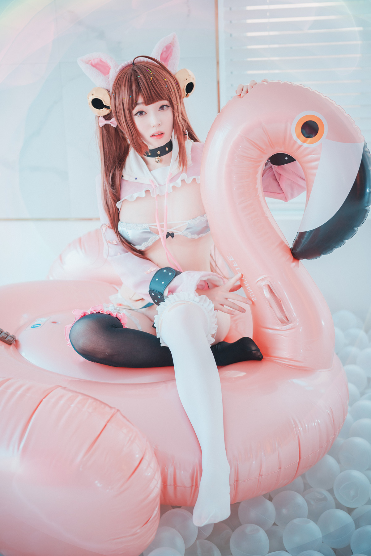 Bambi 밤비, DJAWA ‘Candy Jelly Love’(48P)