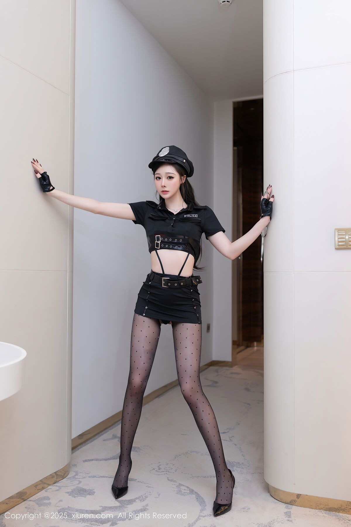 XiuRen秀人网 No.10115 小逗逗 (81P)