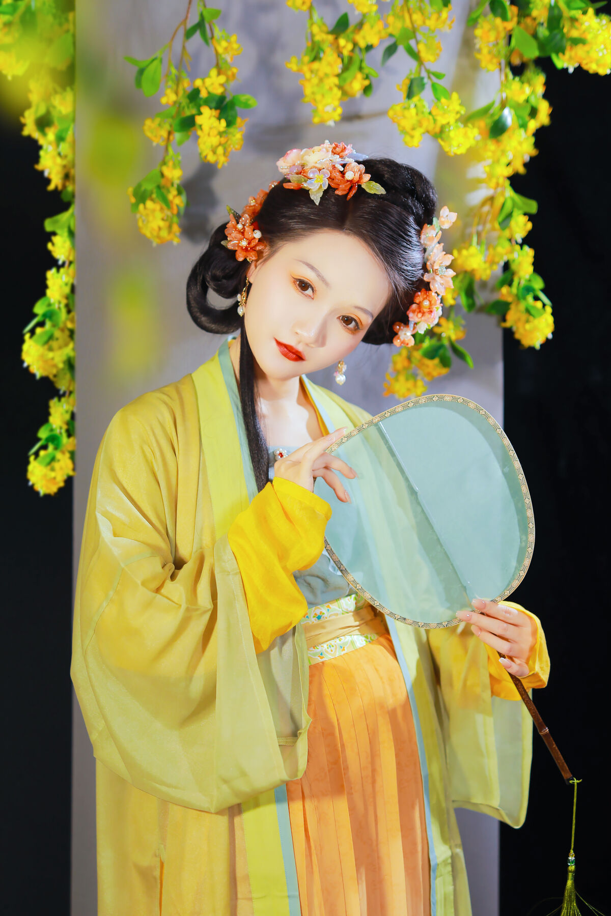 YiTuYu艺图语 Vol.8384 焚香小也 (23P)