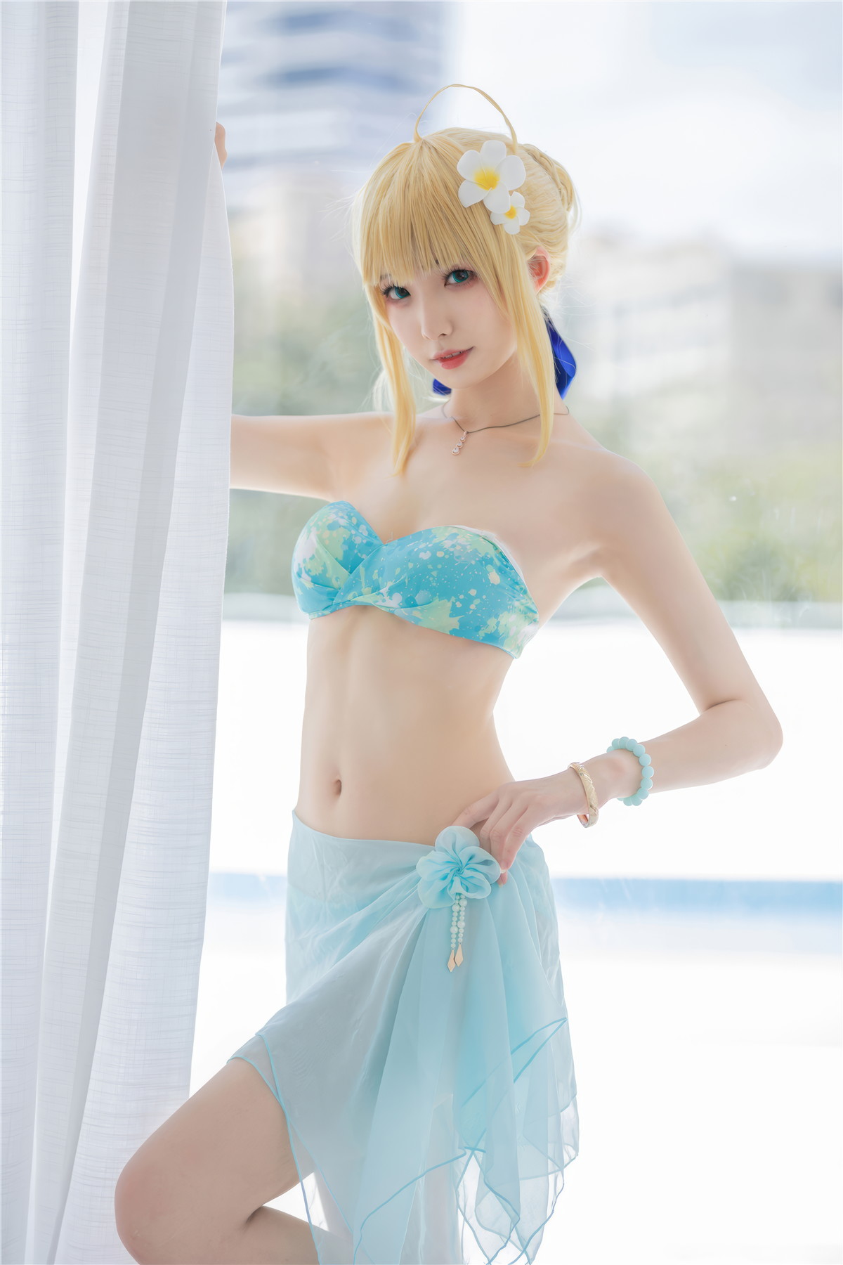 Cosplay 封疆疆v 阿尔托莉雅·潘德拉贡 泳装(40P)