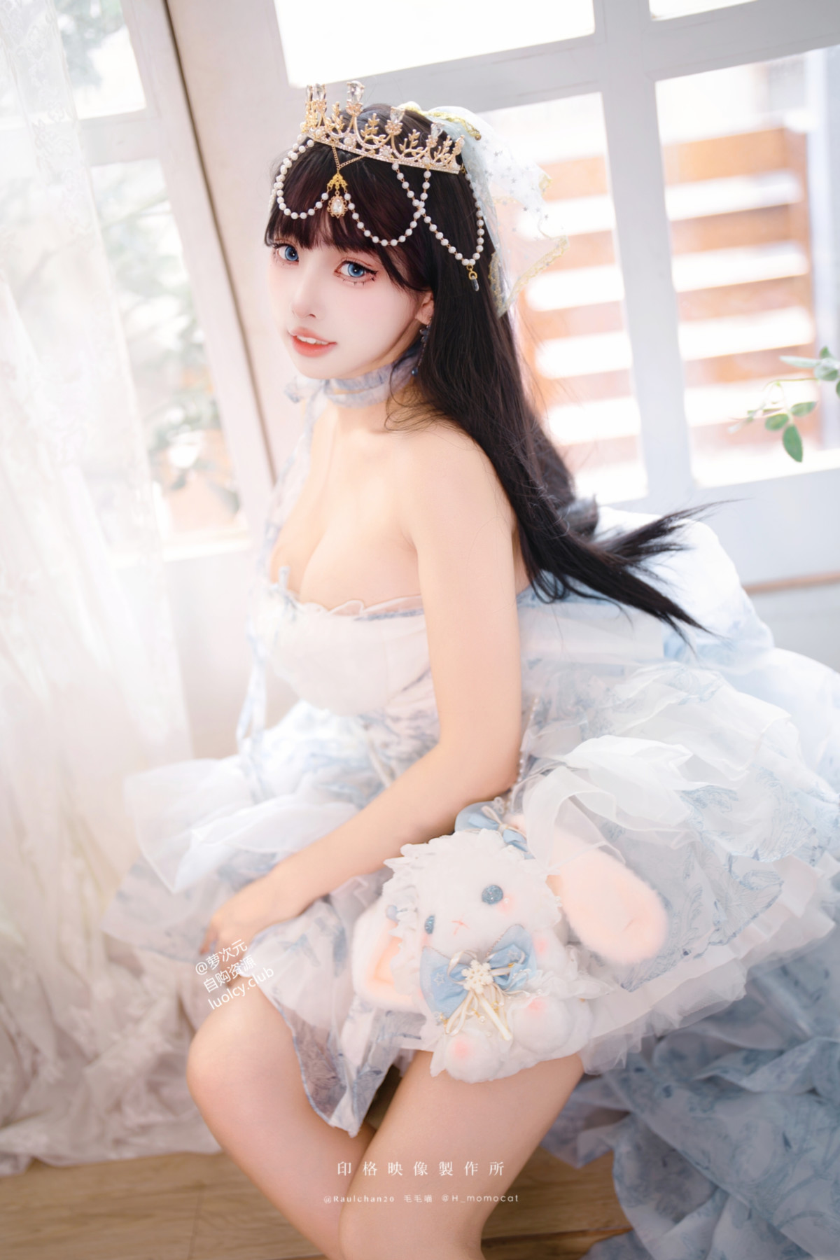 慕慕Momo, ヌード写真集 Birthday Day 永遠的小公主