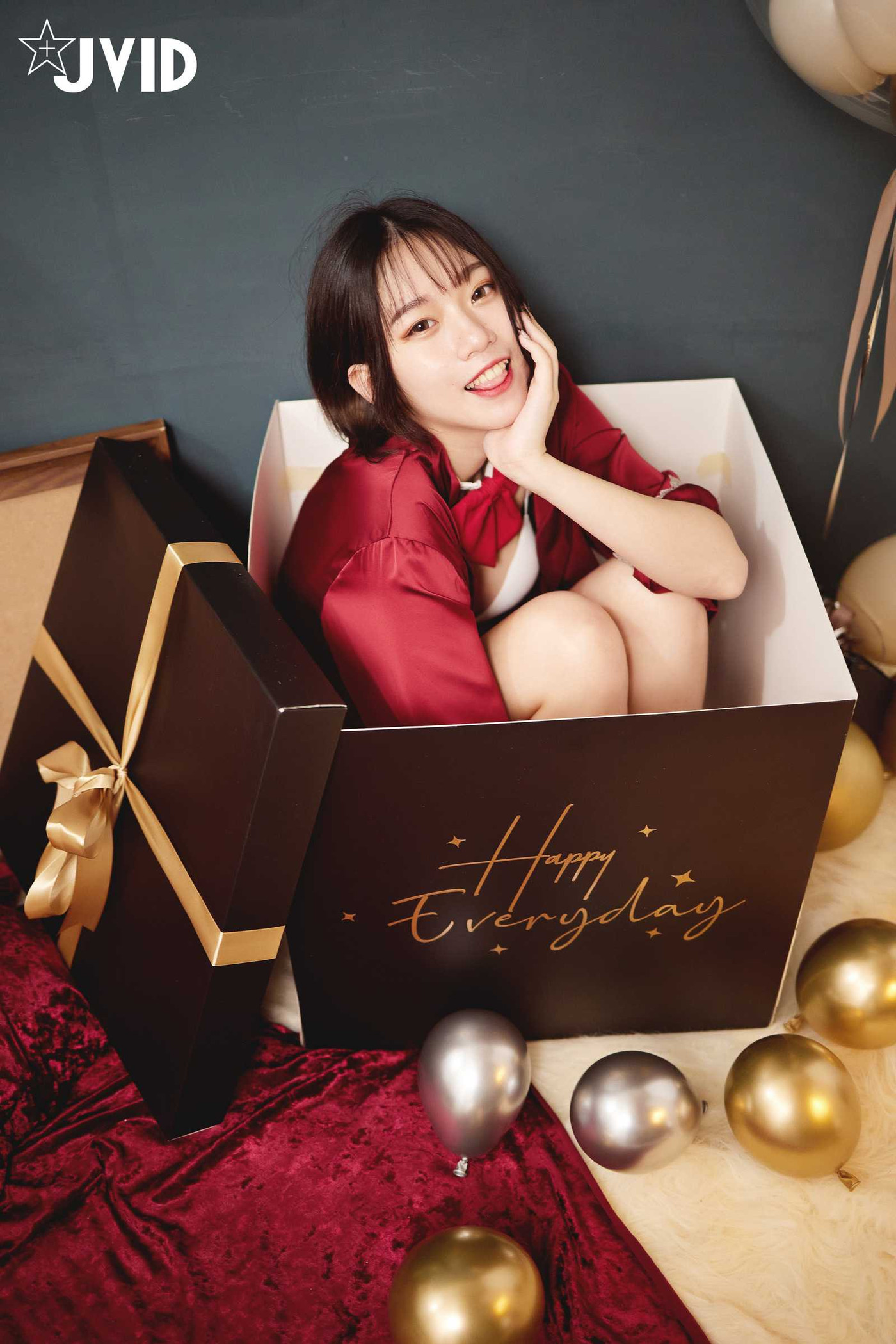 JVID Verna 我的礼物女友 My Gift Girlfriend Set.02(50P)