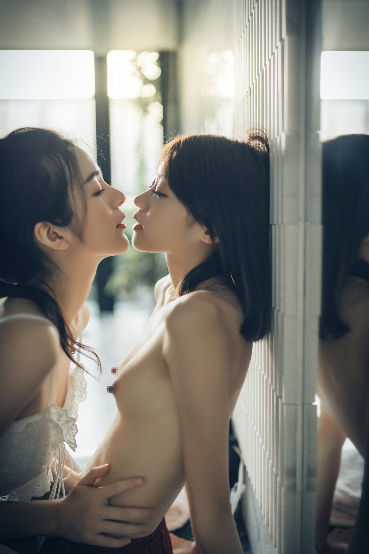 JVID精品 欲望蘿莉妍妍X巨乳御姊辰辰❤️ 百合開發初體驗 Vol.02