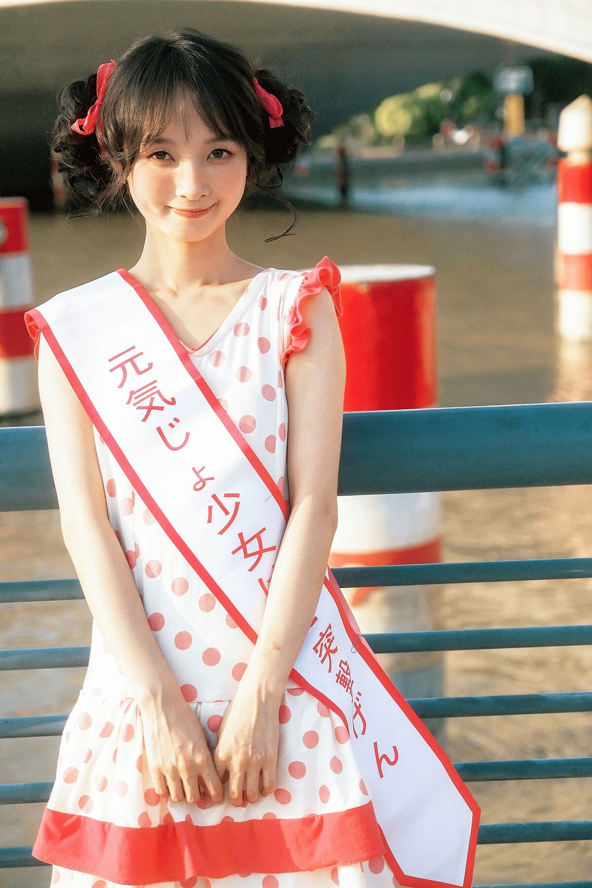 YiTuYu艺图语 Vol.8369 乌堆少女 (28P)