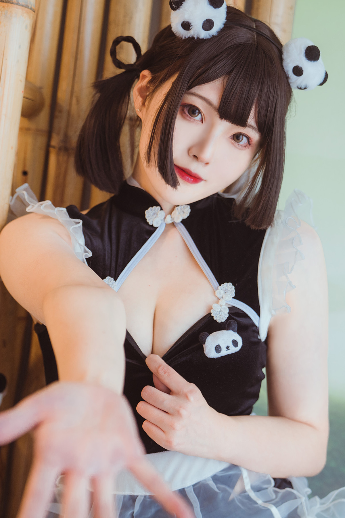 Cosplay Natsuko夏夏子 熊猫女仆(48P)