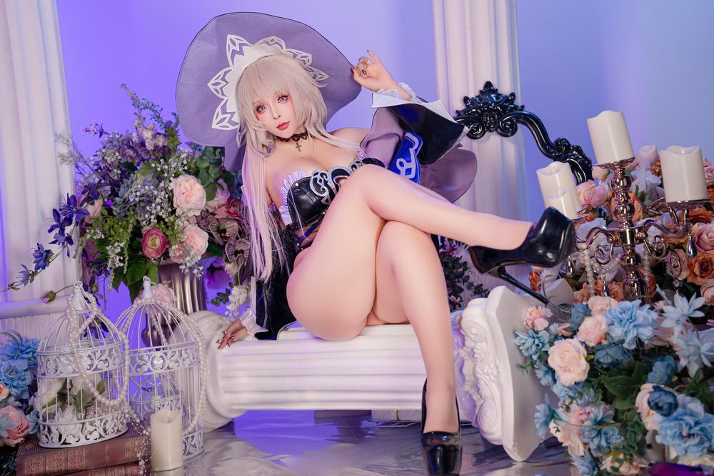 Cosplay Honkai – The Herta by Sayo Momo