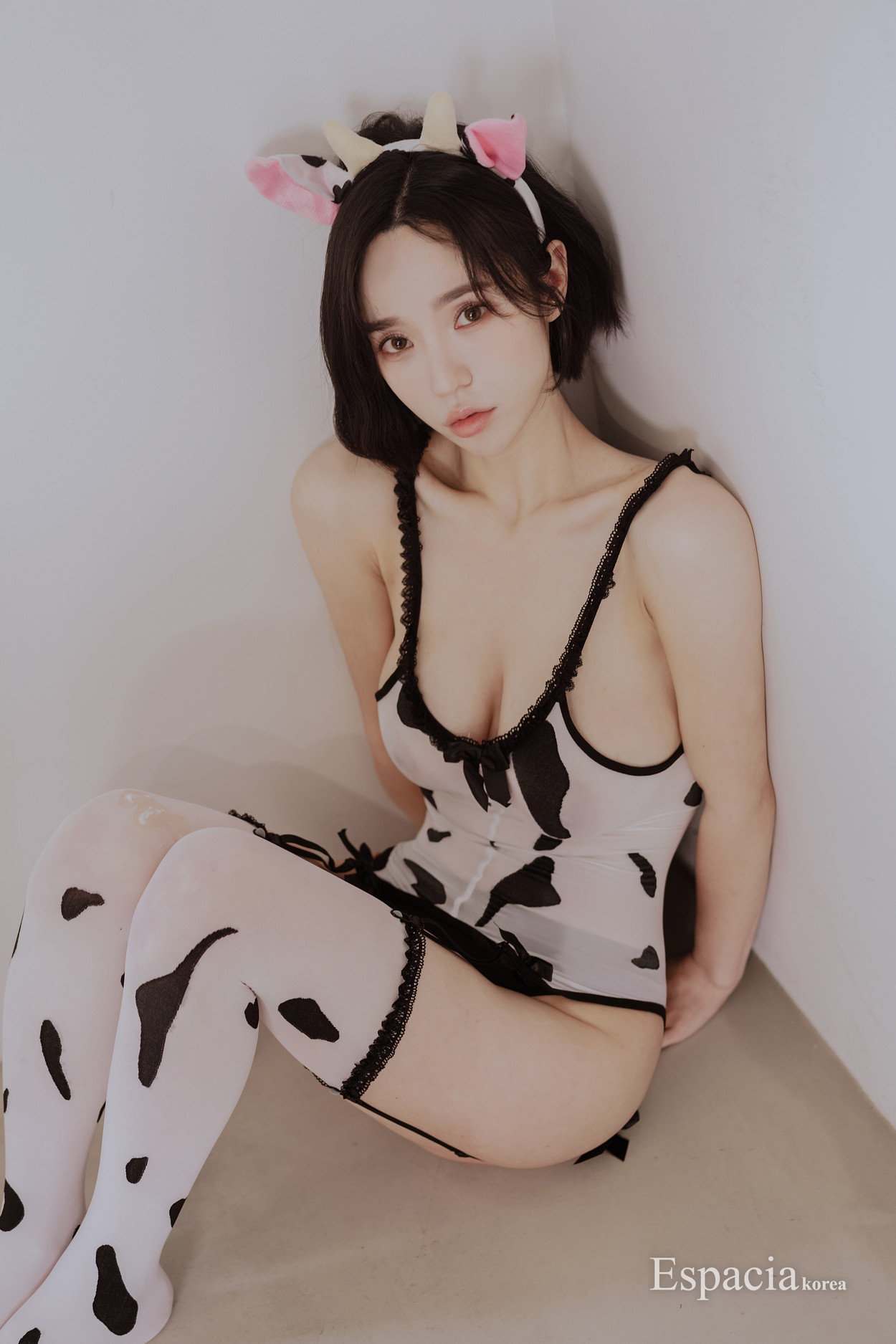 Yunha 윤하, Espacia Korea EHC#091 Set.01(26P)
