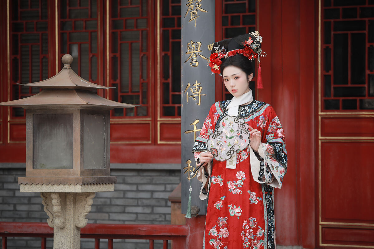 YiTuYu艺图语 Vol.8446 喵喵梓 (30P)