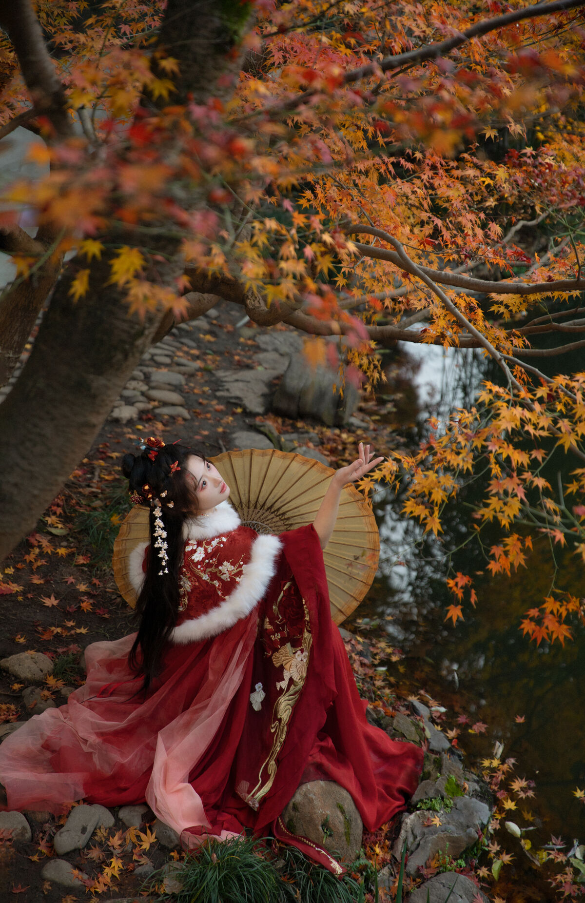 YiTuYu艺图语 Vol.8372 小春冉 (20P)