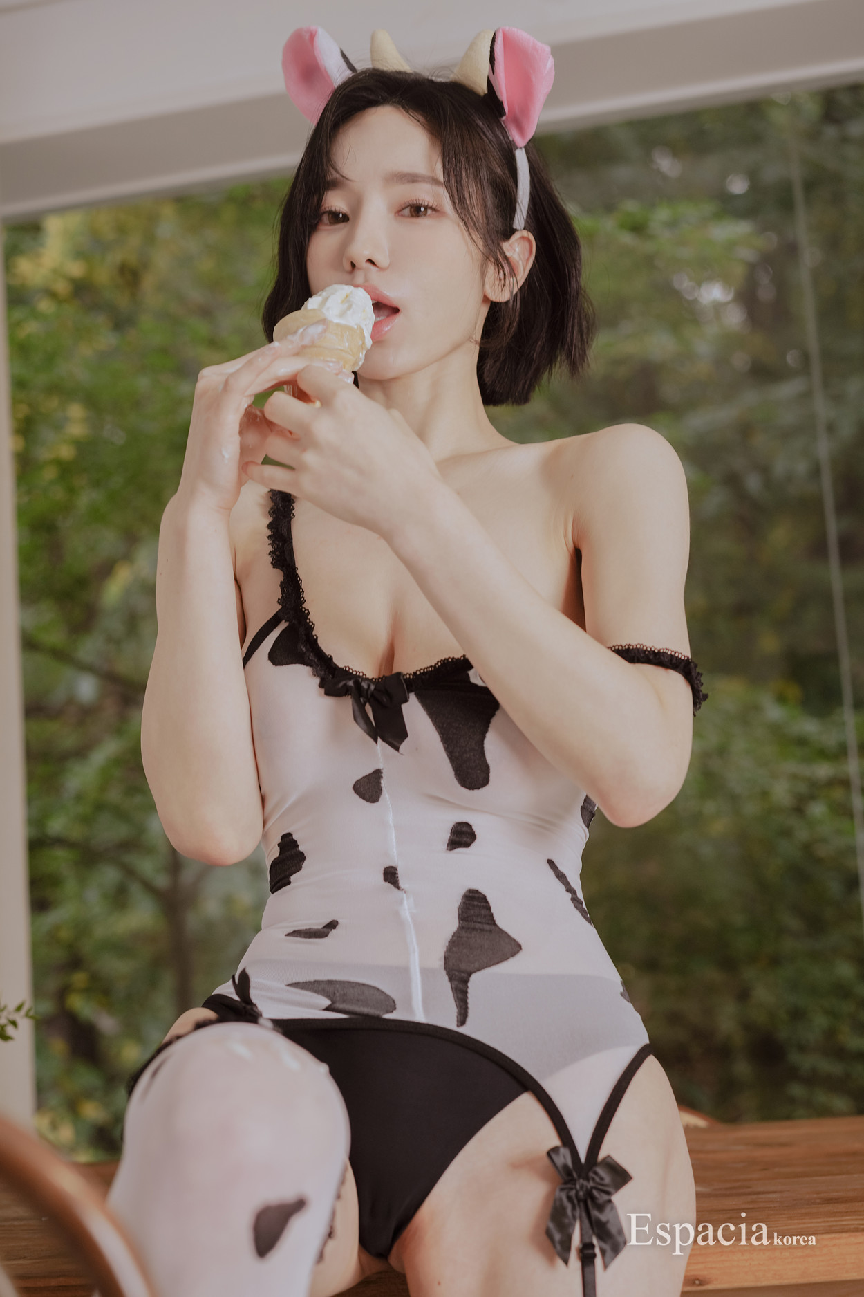 Yunha 윤하, Espacia Korea EHC#091 Set.01(26P)