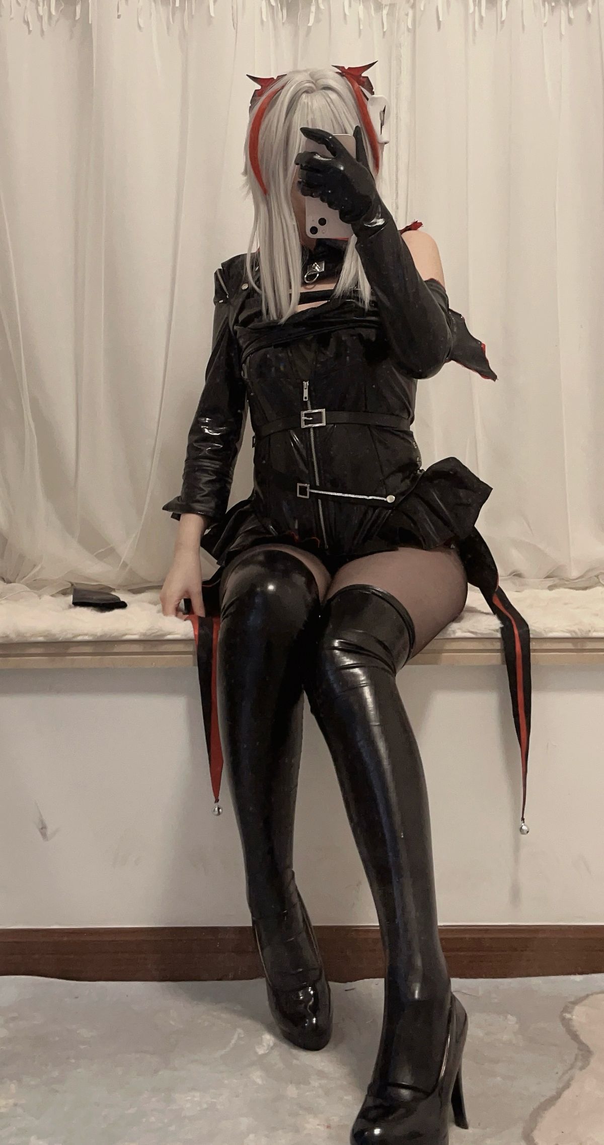Coser@疯猫ss – 2024年01月 Fantia 会员订阅 (80P)