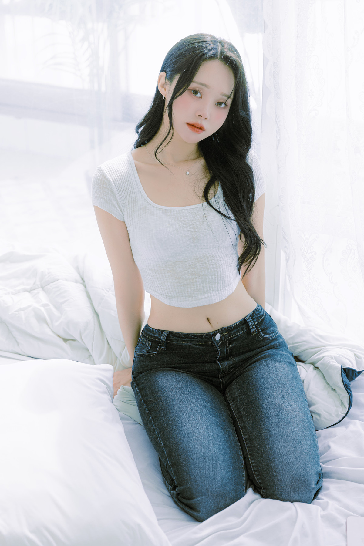 Inah 이나, PhotoBook 「Blooming Day」 Set.01(48P)